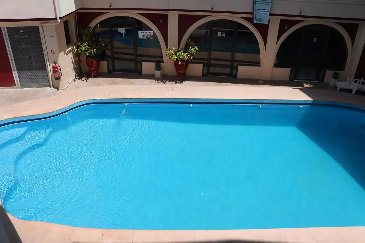 Hotel Luxe Confort Port-au-Prince 4*,